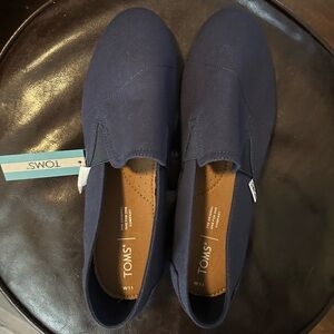Toms Redondo NWT Size 11 Womens